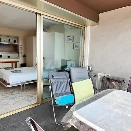 With Seafront Terrace